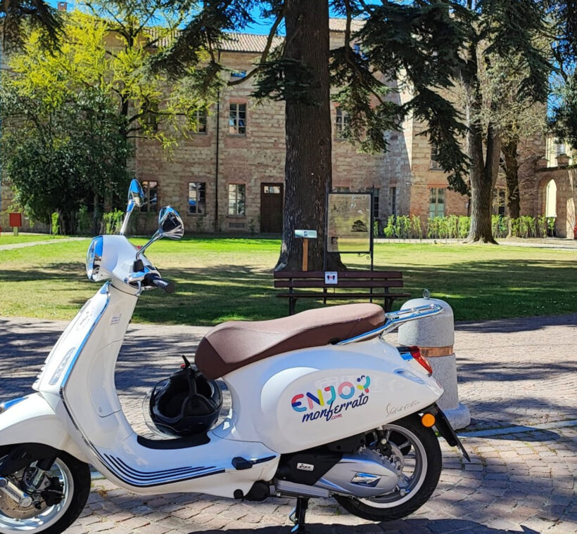 Freedom - Tour Libero del Monferrato in Vespa